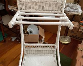 Wicker shelf 