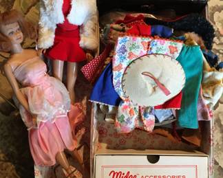 Barbie case, Midge and Barbie and assorted clothes , coats etc 
