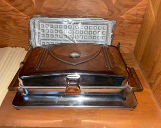 Vtg Superstar toaster/waffle maker