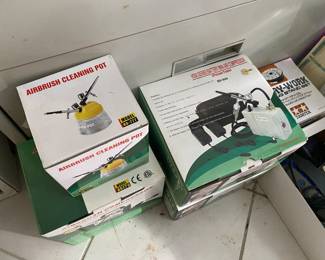 Airbrushes and crafts
