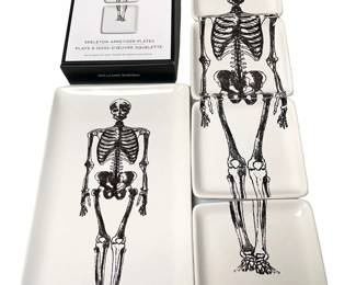 Williams Sonoma Serving and Appetizer Plates
