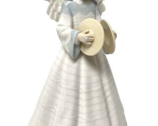 Lladró Figurine: 5876 Angelic Cymbalist
