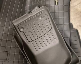 5 pc WeatherTech Car Mat Set - Fits Audi Q7