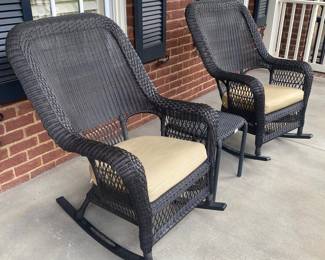 Ebel Rockers with Table - 4 Rockers, 2 tables total