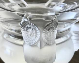 Detail
Lalique 
Hibeaux bowl
crystal
5.35” x 5.25”
$250