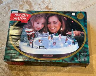 Mr. Christmas Holiday Skaters