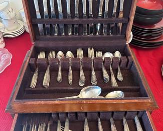 Flatware sets