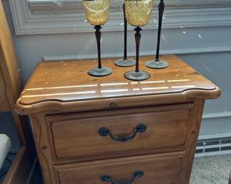 Nightstand 