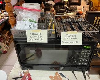 Working microwave and more flatware