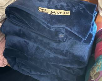 Luxurious king size velour bed sheet set (go ahead - you deserve it!)