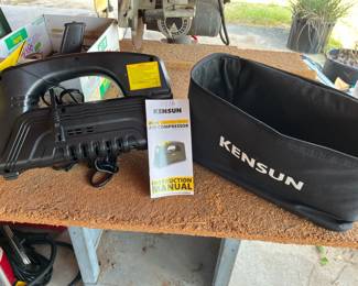 Kensun portable compressor w/ case
