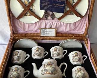 Big Hummel Basket Set