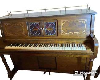 CABARET Player Piano, Plus 33 rolls