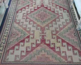 Machine Made Geometric Area Rug