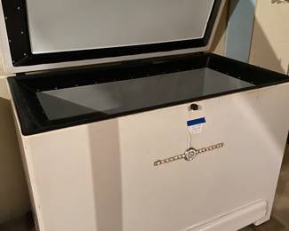 This runs and will probably work longer than the new ones you buy today.