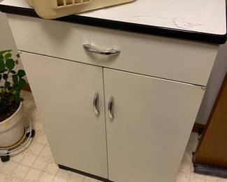 Enamel top in great condition.