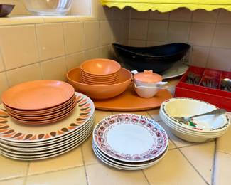 Vintage Melmac Dish/Serveware, Vintage Kellogs' Cereal Bowls, Ice Cream Parlor Plates