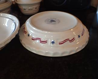 LONGABERGER BAKEWARE