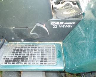 RIDING LAWN MOWER  - CRAFTSMAN  GT - KOHLER PRO 22 V-TWIN - 46" CUT  - WITH BAGGER - RUNS GOOD