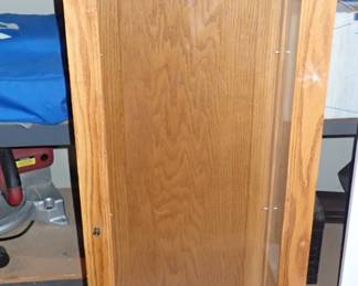 GLASS / OAK STORAGE CABINET 