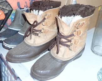 WINTER BOOTS