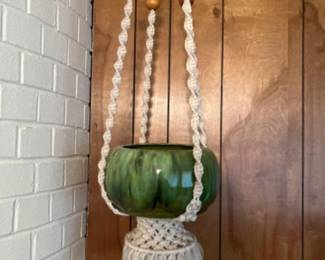 Vintage Green Drip Glaze Jenkins Planter & Macrame Pot Hanger