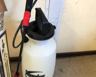 lawn sprayer