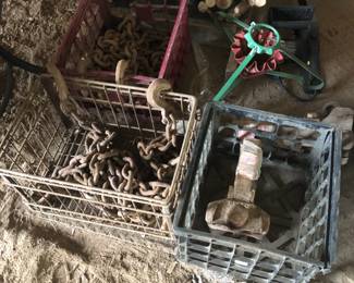 chains & crates