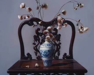 1260
Liu Yingzhao
b. 1956
Still Life Of Flowers In A Porcelain Vase, 1998
Oil on canvas
Signed in English and Chinese, and dated lower right: Liu Yingzhao / 1998.10; signed and dated again, verso
32" H x 25.5" W
Estimate: $3,000 - $5,000