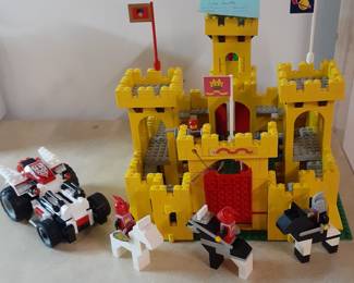 Vintage Lego Classic Yellow Castle