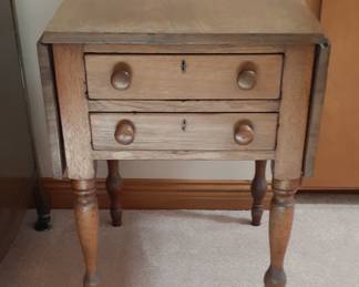Antique White Oak Drop Leaf Pembroke Table