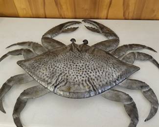 Metal crab