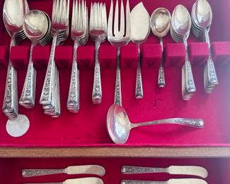 Item 100: Sterling Silver 64 piece Watson Windsor Rose Set & wood carrying box w/ red lining $2899