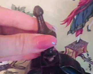 Item 3: Top Spindle piece is loose