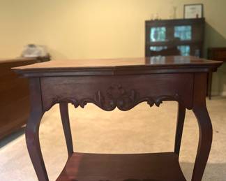 Item 20: antique mahogany table with ornate details & 1 drawer $119
