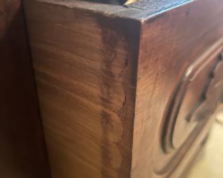 Item 28 beautiful dovetailing