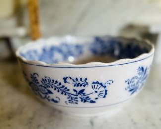 Item 50: engrave 1 on bottom antique bowl $15