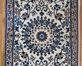 Item 78: 135x99cm handwoven rug in excellent condition $249