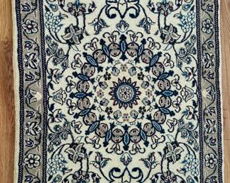 Item 84: 135 x99 cm
$249