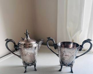 Items 94 set: Cream & sugar $89