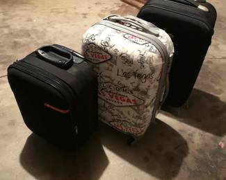 good condition travel luggages