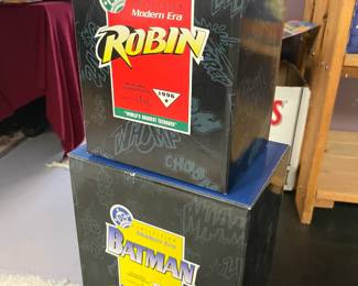 Hallmark BATMAN and ROBIN figs