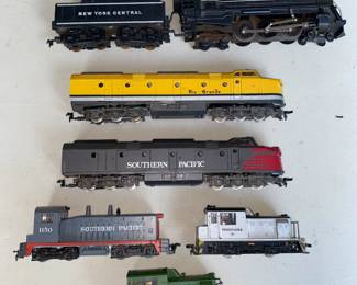 Assortment of HO Scale Train Diesel & Steam Locomotives 