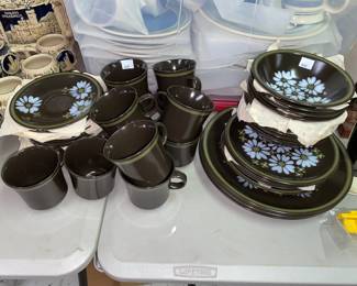 Vintage Japan Mikasa Majorca Terra Stone Ravenna 7505 Brown Floral 