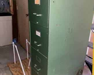 Vintage 4 Drawer Metal File Cabinet 