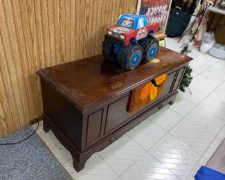 Ca.1940's Era Lane Cedar Chest 