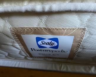Queen Size Mattress & Foundation by SEALY Posture Pedic Willow Run