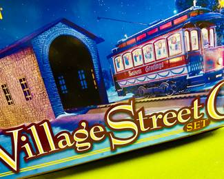 Bachmann Village Street Car Train Set
