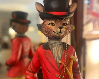 Royal Dolton Yard Decor - Mssr. Fox