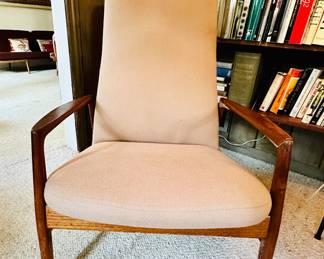 Milo Baughman Reclining Chair (as is)
